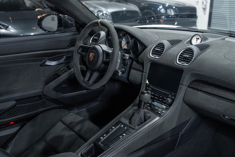 Used 2023 Porsche 718 Cayman GT4 RS RWD image 55