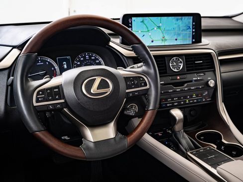 Certified 2022 Lexus RX 350 AWD w/ Premium Package image 4