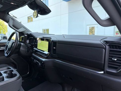 Used 2025 Chevrolet Silverado 1500 LT w/ Protection Package AWD/4WD image 28