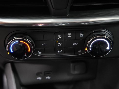 New 2026 Buick Encore GX Preferred w/ Comfort Package image 38