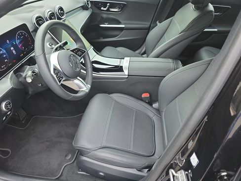 Certified 2025 Mercedes-Benz C 300 4MATIC Sedan image 8