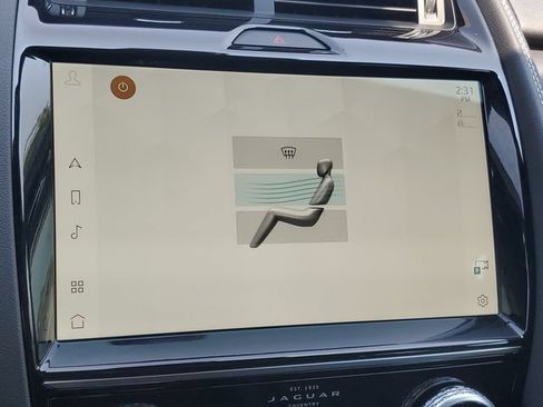 Certified 2024 Jaguar E-PACE R-Dynamic SE AWD/4WD image 36
