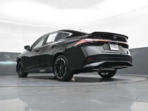New 2026 Nissan Sentra SR FWD image 39