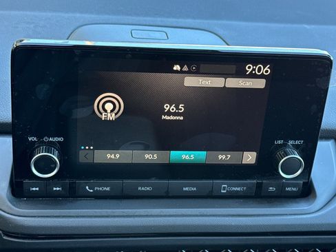 Used 2023 Honda Accord LX image 14