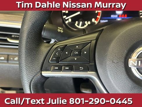 Used 2024 Nissan Altima 2.5 SV FWD image 23