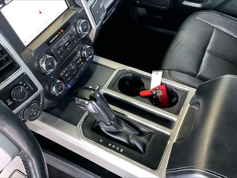 Used 2018 Ford F150 Lariat AWD/4WD image 17