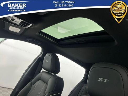 New 2026 Buick Envista Sport Touring w/ Studio Series image 19