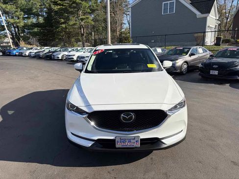 Used 2019 MAZDA CX-5 Touring image 3