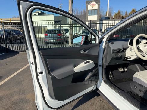 Used 2021 Volkswagen ID.4 1st Edition image 18