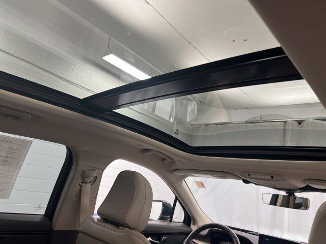 Certified 2023 Lincoln Nautilus Reserve AWD/4WD image 25