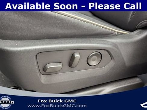 Certified 2023 GMC Yukon XL SLT w/ SLT Premium Package AWD/4WD image 23
