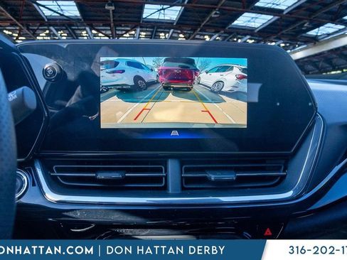 Used 2024 Chevrolet Trax RS image 6