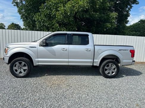 Used 2018 Ford F150 XLT w/ Equipment Group 302A Luxury RWD image 2