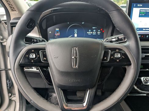 Used 2023 Lincoln Corsair FWD w/ Equipment Group 101A image 13