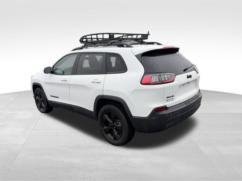Used 2020 Jeep Cherokee Latitude Plus AWD/4WD image 3