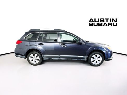 Used 2011 Subaru Outback 2.5i Limited image 8