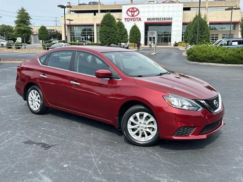 Used 2019 Nissan Sentra SV FWD image 2