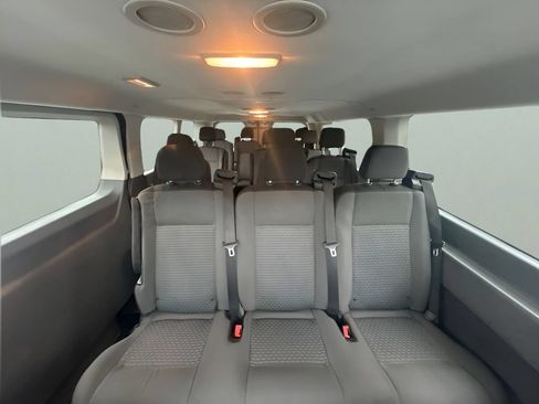 Used 2020 Ford Transit 350 XLT RWD image 6