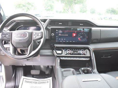 Used 2024 GMC Sierra 2500 AT4 w/ AT4 Premium Plus Package AWD/4WD image 22