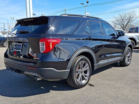 Certified 2023 Ford Explorer XLT w/ Equipment Group 202A image 6