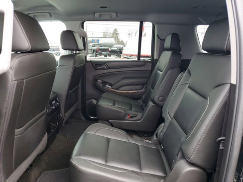 Used 2017 Chevrolet Suburban LT w/ LT Signature Package image 29