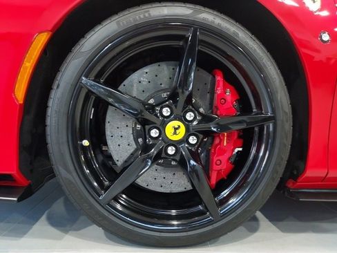 Used 2021 Ferrari F8 Tributo image 60