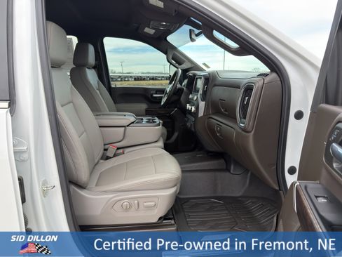 Certified 2023 GMC Sierra 3500 SLT image 17