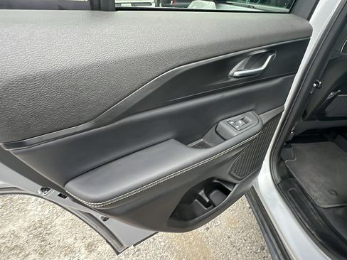 Used 2024 Jeep Grand Cherokee Laredo w/ Trailer Tow Package image 23