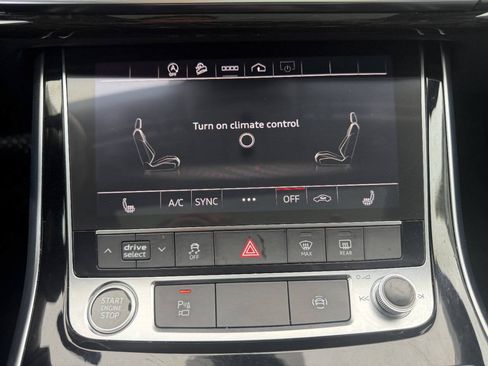 Used 2021 Audi Q7 3.0T Premium Plus AWD/4WD image 37