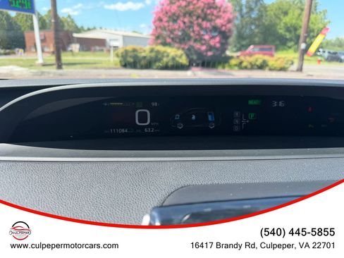 Used 2016 Toyota Prius Four w/ Advanced Technology Package FWD image 20