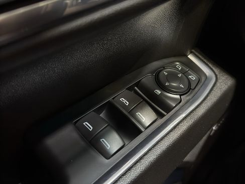 Used 2024 Chevrolet Silverado 1500 RST AWD/4WD image 38