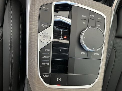 New 2026 BMW 330i xDrive 330i xDrive w/ Premium Package image 18