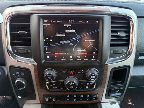 Used 2018 RAM 3500 Laramie image 37