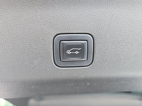 Used 2022 Cadillac Escalade Sport w/ Touring Package image 14