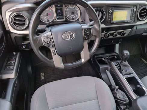 Used 2017 Toyota Tacoma SR5 w/ Tow Package image 29