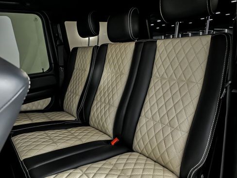 Used 2018 Mercedes-Benz G 65 AMG 4MATIC image 19