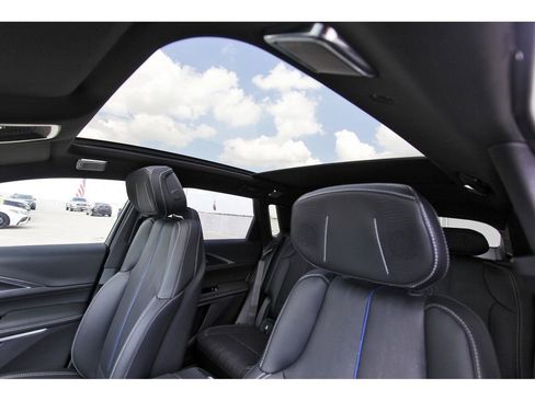 New 2026 Cadillac Lyriq V image 22