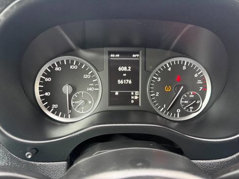 Used 2019 Mercedes-Benz Metris w/ Driver Comfort Package image 32