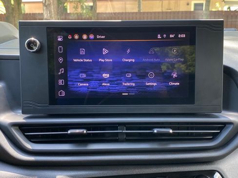 Used 2024 Chevrolet Silverado EV W/T AWD/4WD image 22