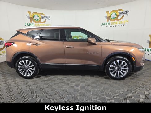 Used 2023 Chevrolet Blazer Premier AWD/4WD image 9