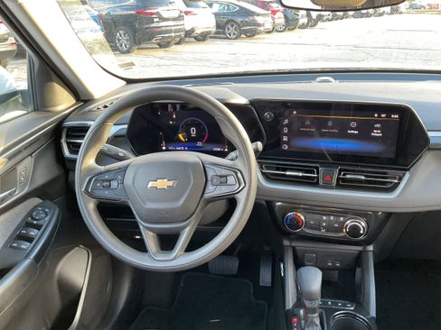 Certified 2025 Chevrolet TrailBlazer LT image 5