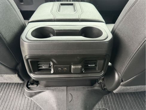 Used 2022 Chevrolet Silverado 1500 LT Trail Boss w/ Convenience Package II AWD/4WD image 17