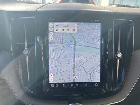 Certified 2025 Volvo XC60 B5 Plus image 22