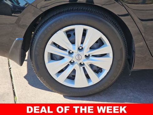 Used 2025 Nissan Sentra S image 36