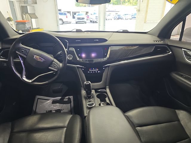 Used 2020 Cadillac XT6 Premium Luxury FWD image 11