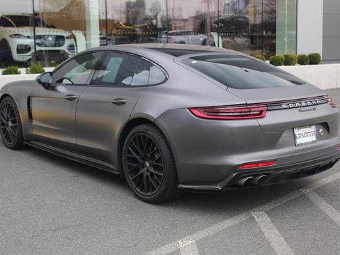 Used 2018 Porsche Panamera 4S AWD/4WD image 11