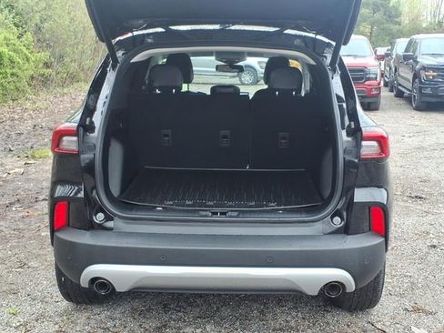 Certified 2023 Ford Escape Platinum AWD/4WD image 7