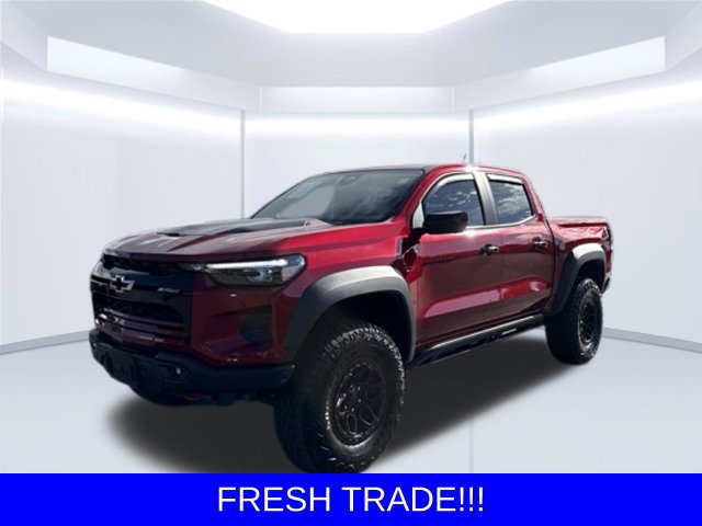Used 2024 Chevrolet Colorado ZR2 w/ ZR2 Bison Edition AWD/4WD image 3