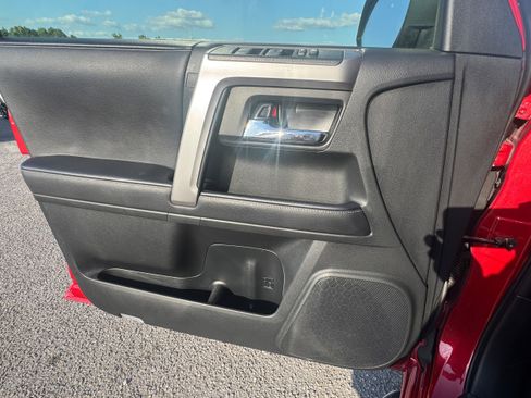 Used 2023 Toyota 4Runner TRD Sport w/ Technology Package image 25