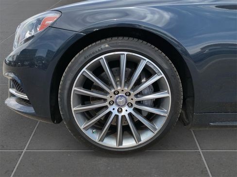 Used 2016 Mercedes-Benz S 550 Sedan image 10